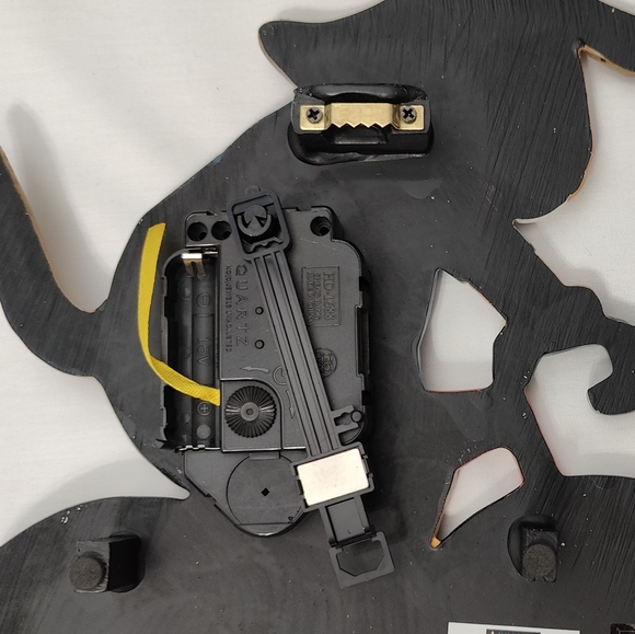 Allen Designs Bicycle Dog Pendulum Wall Clock - NWT - Picture 7 of 11